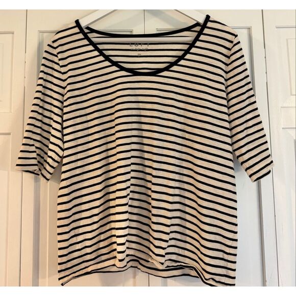 Loft Vintage soft striped crewneck top size large - Picture 9 of 9